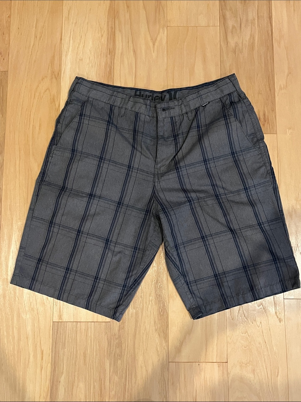 Hurley Men's Gray Plaid Board Shorts